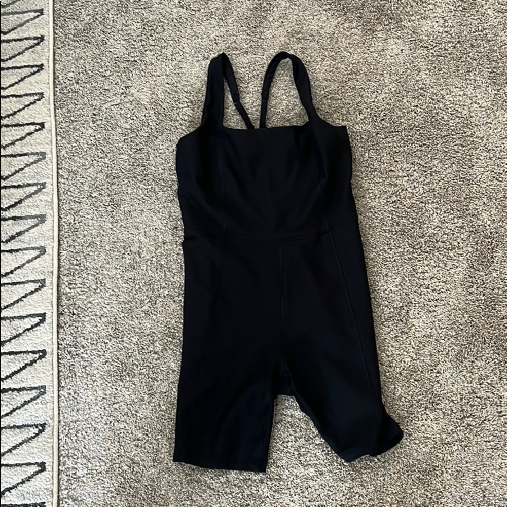 YPB Abercrombie active black seamless romper